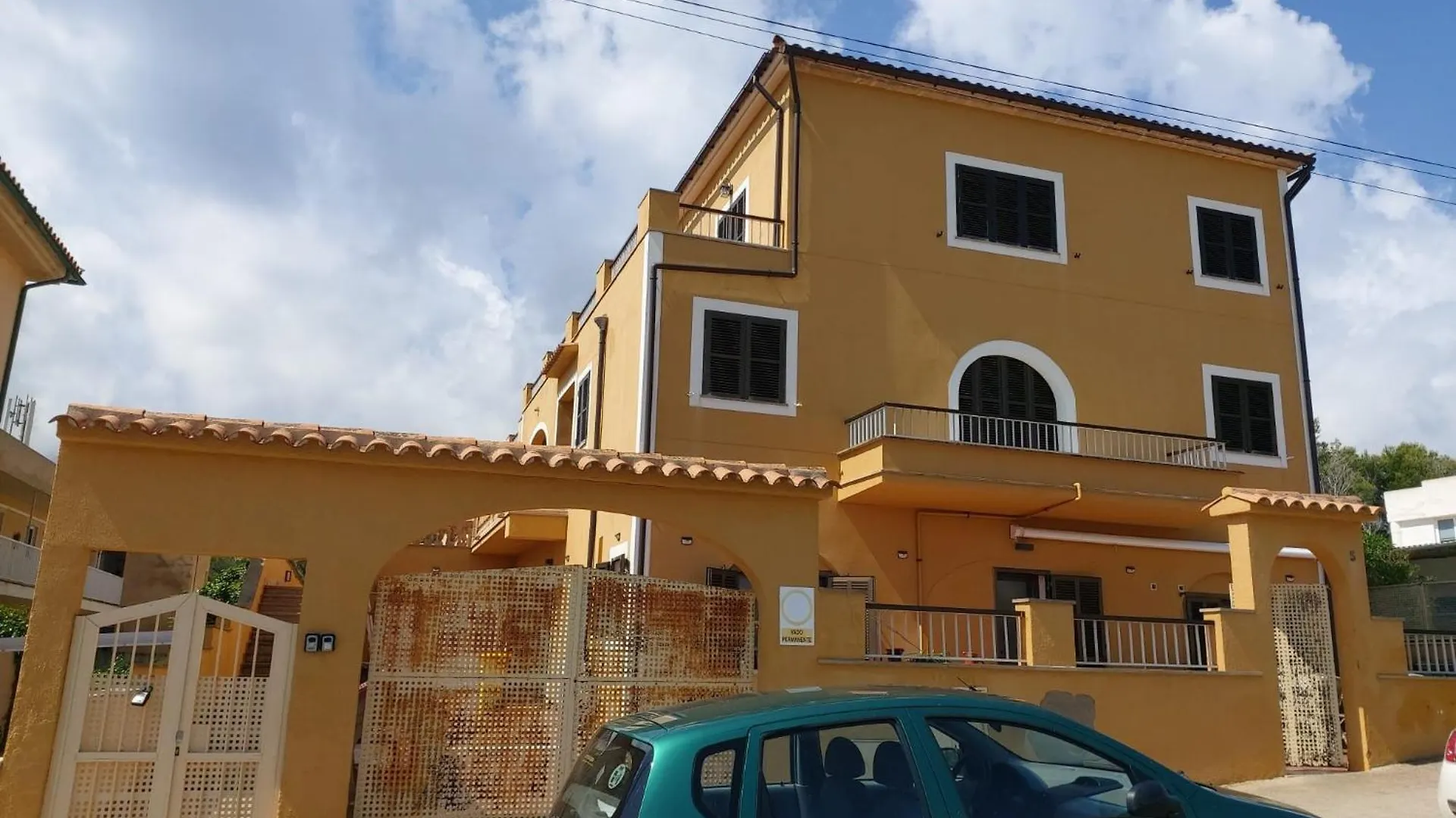 Yourhouse Sol I Mar 2 Beach Apartment 칼라 메스키다